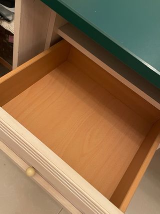 Juego de escritorio, estantería y lámpara, madera