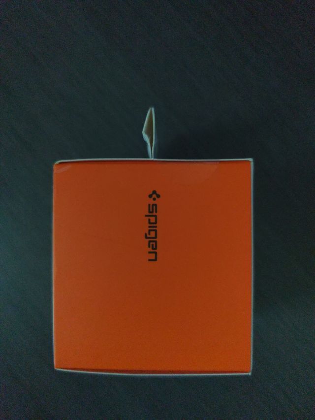 Soporte Spigen Apple Watch Stand S350 Blanco