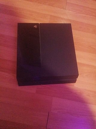PS4 (Playstation 4) Negra