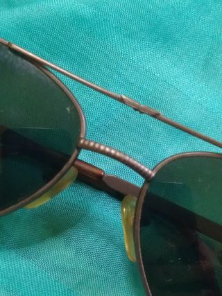 Occhiali da sole stile aviator