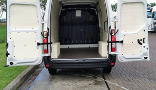PUNTERA PARAGOLPES TRASERO IZQ RENAULT MASTER 3
