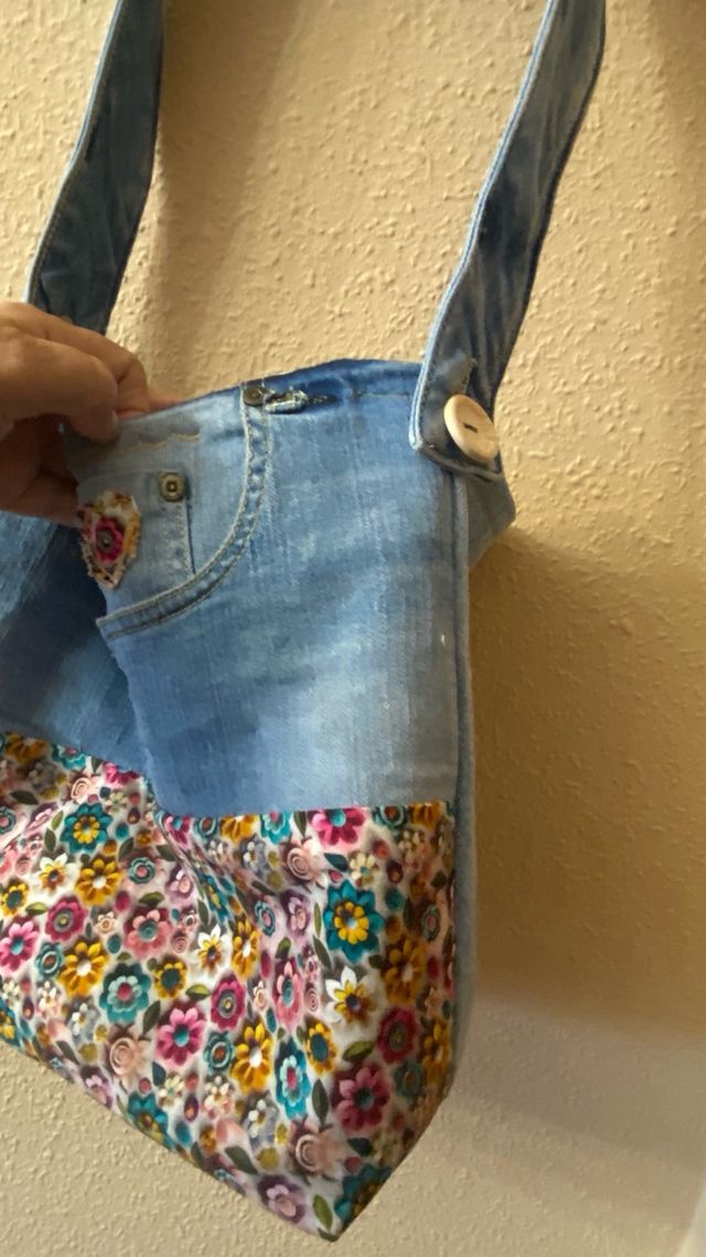 Bolso vaquero Patchwork con estampado floral