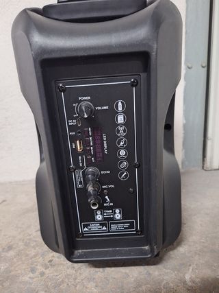 Altavoz portátil con mando