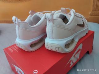 Zapatillas Nike Air Max Rosa y Blanco