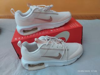 Zapatillas Nike Air Max Rosa y Blanco