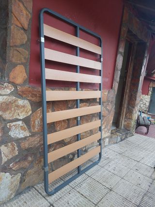 Somier de madera y metal