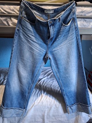 Pantalón vaquero Stradivarius D92 talla 44