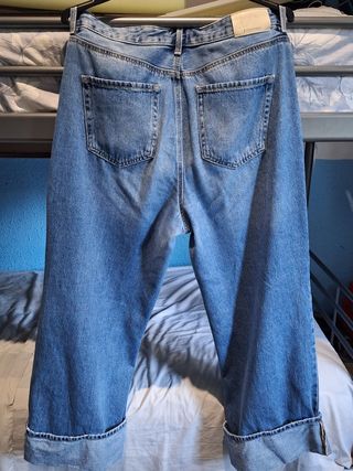 Pantalón vaquero Stradivarius D92 talla 44