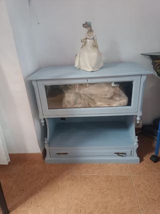 Mueble TV madera y cristal azul