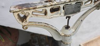 Báscula Farmacia Antigua Alfonso García . Recogida