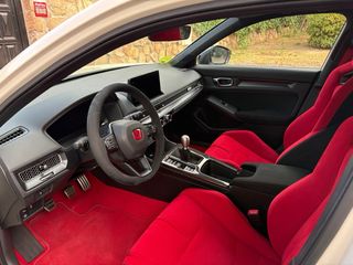 Honda Civic Type R FL5 – Pack Carbono - Oct/2024