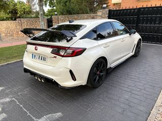 Honda Civic Type R FL5 – Pack Carbono - Oct/2024