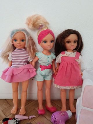 Lote Muñecas Nancy  Accesorios lote por 20 euros