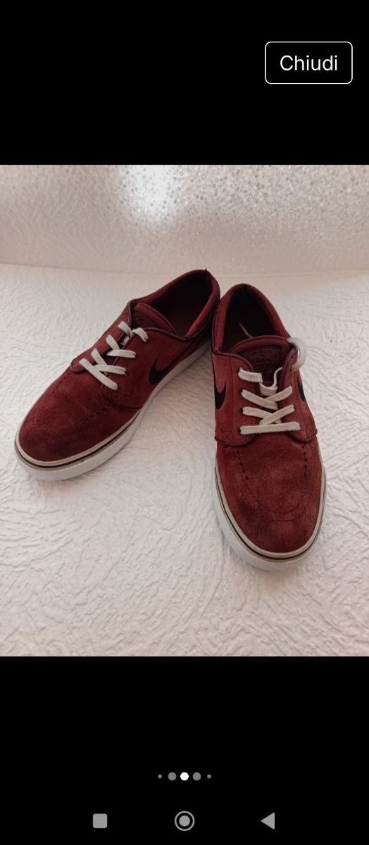 Scarpe Nike scamosciate  taglia 37,5 bordeaux