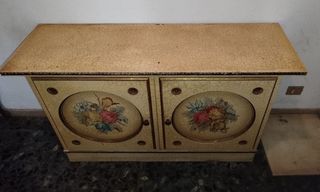 Mueble recibidor antiguo madera beige y dorado