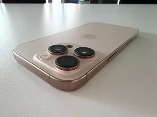 iPhone 16 Pro Desert Titanium 128 GB