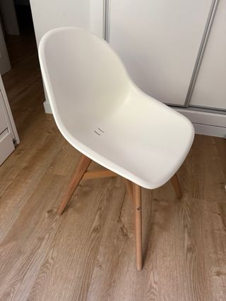 Silla Juvenil Blanco y Madera