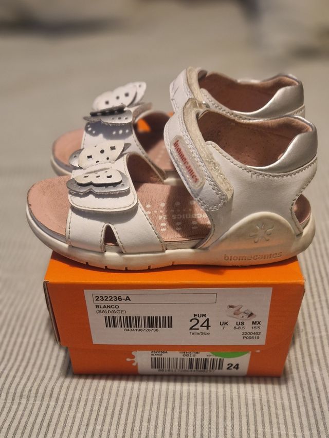 Sandalias Biomecanics Blancas Mariposa Talla 24