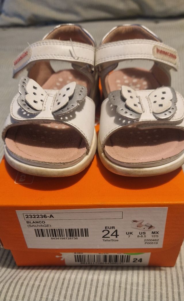 Sandalias Biomecanics Blancas Mariposa Talla 24