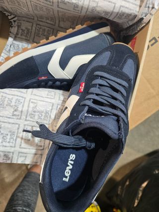Tenis Levis Unisex Talla 41 Azul