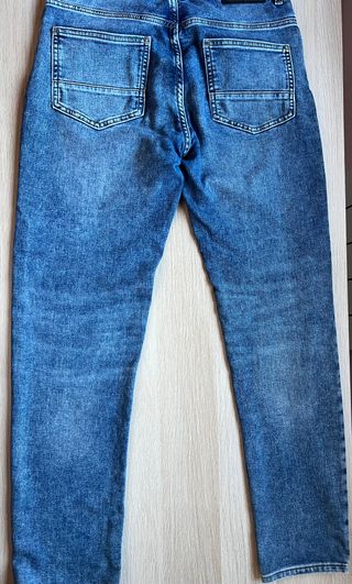 Pantalón vaquero Zara azul Hombre Talla 38