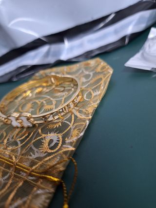 Pulseras de calidad . 