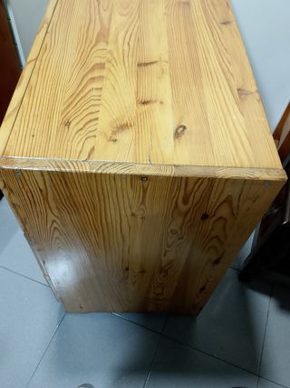 Cómoda de pino con 3 cajones