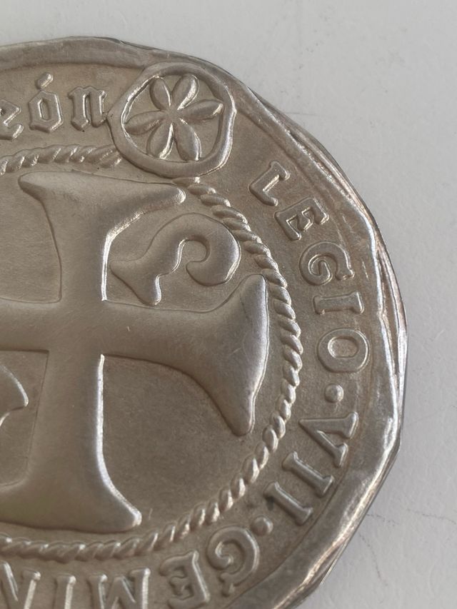 Chapa Plata Ley Legión VII Reino León