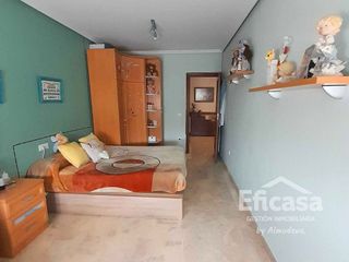 Casa adosada en venta en Tomelloso