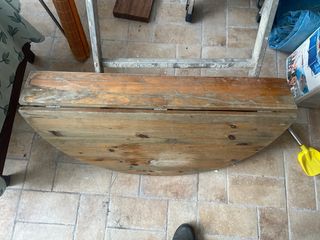 Mesa plegable de madera