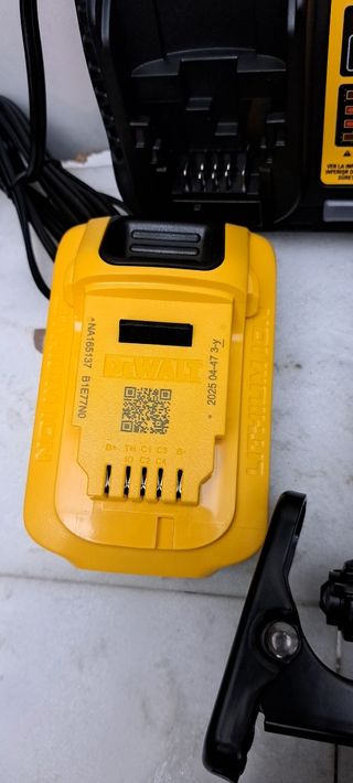 Dewalt 3 Herramientas + Batería Powerstack