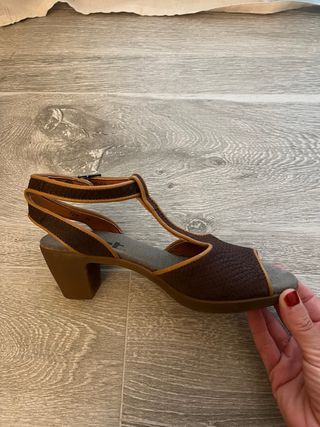 Sandalias Art Piel Talla 36