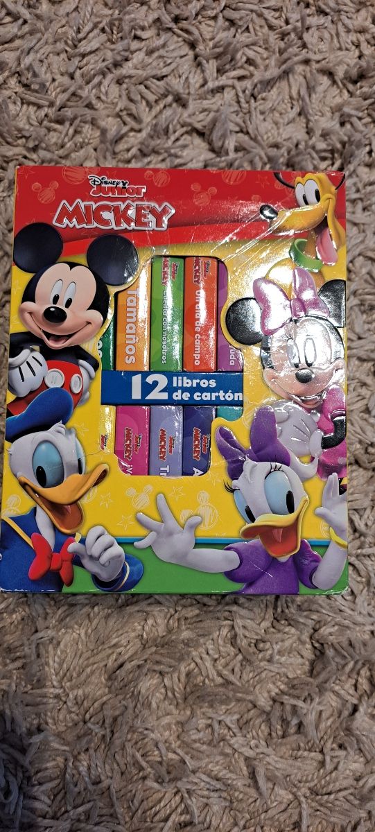 MI PRIMERA LIBRERIA MICKEY