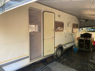 Caravana Knaus Sudwind 550