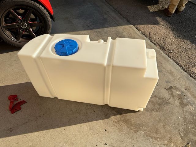 Depósito rueda VW T5 T6 65L