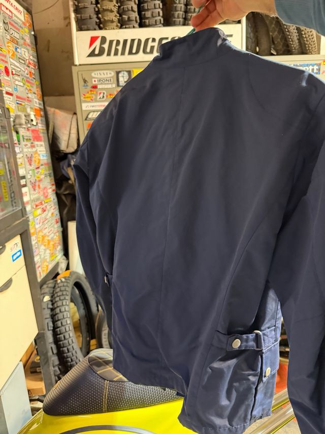 Silver Vase Compact J-Man Dark Navy 180 Brema