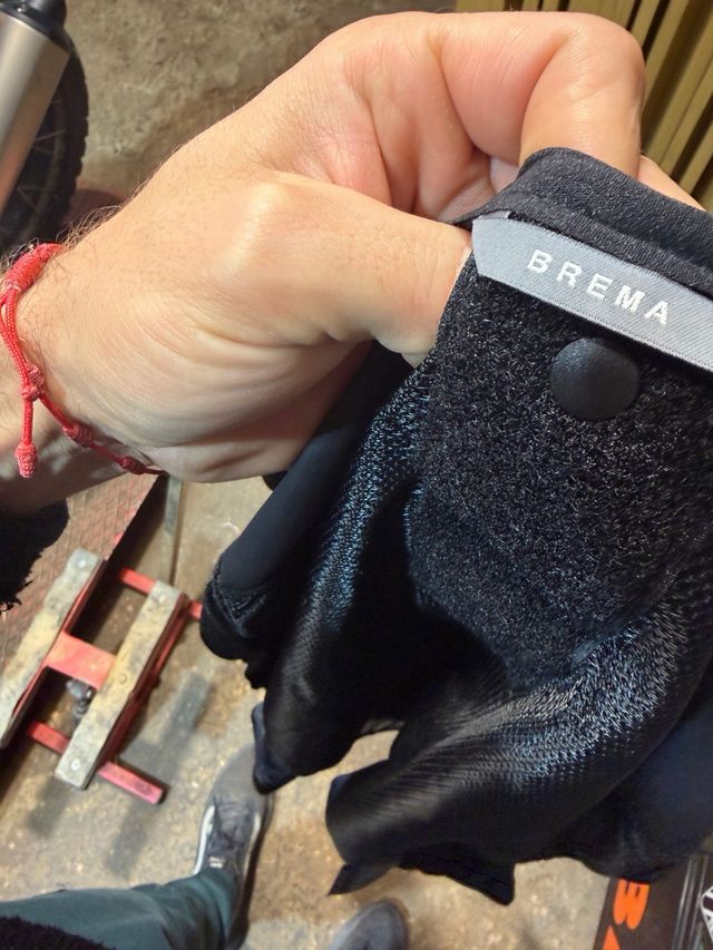 Silver Vase Compact J-Man Dark Navy 180 Brema