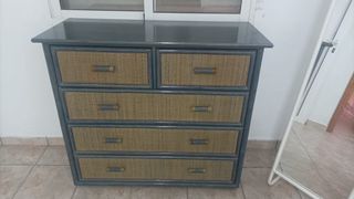 Cómoda de Rattan y Madera