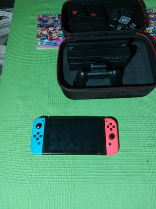 Nintendo Switch Roja y Azul