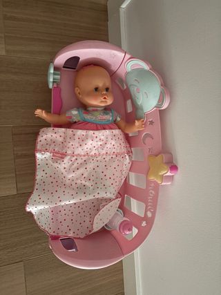 Cuna Nenuco con Muñeco y Accesorios