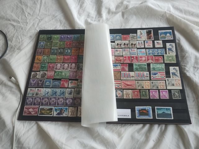 Álbum de sellos de América e islas del mundo