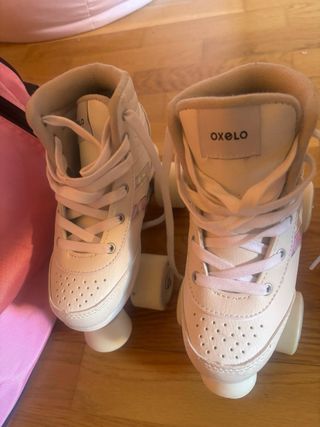 Patines 4 Ruedas con Bolso. talla 32