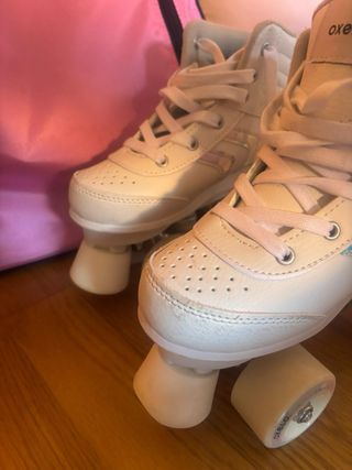 Patines 4 Ruedas con Bolso. talla 32