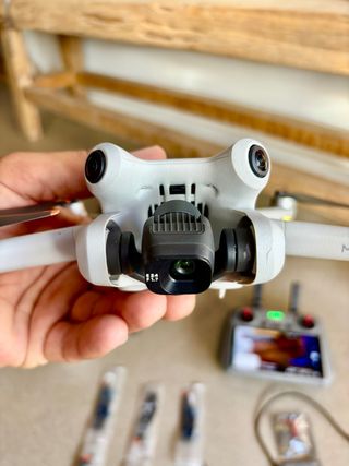 DJI Mini 4 Pro Blanco
