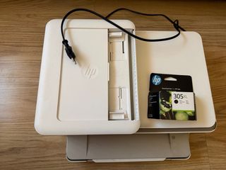 Impresora HP
Usada solo 1 mes 
Sin roces (nueva)