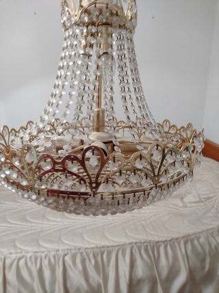 Lámpara de lágrimas dorada y cristal