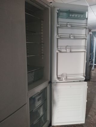 Frigorífico Liebherr premium No Frost Combi Blanco