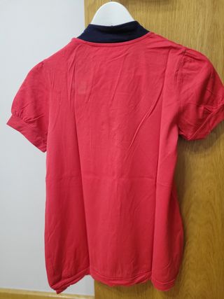Camiseta Judít Labanda Roja con Lazo
