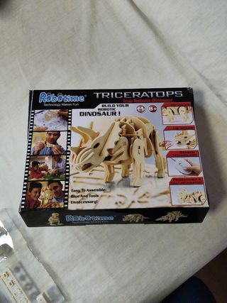 Robotime Triceratops Dinosaurio Robótico