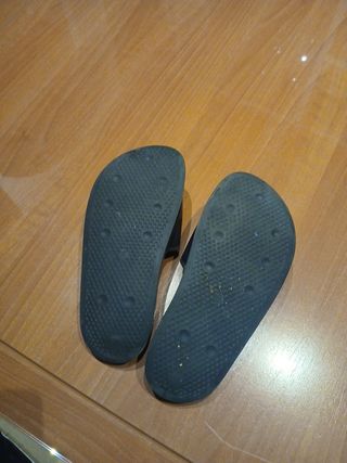 Chanclas Adidas Piscina Negras